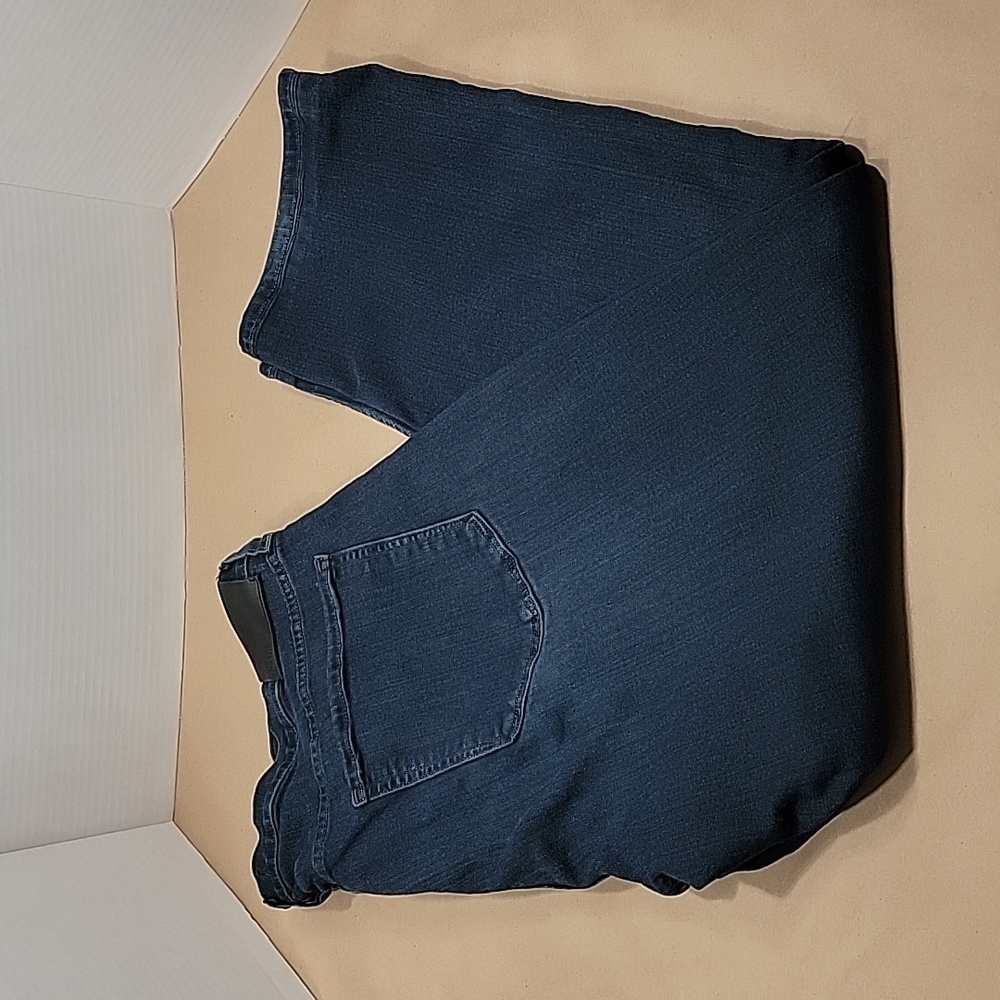 Paige "Normandie", Size 38, 28 Inseam, 39 Total Length, Dark Wash Jeans